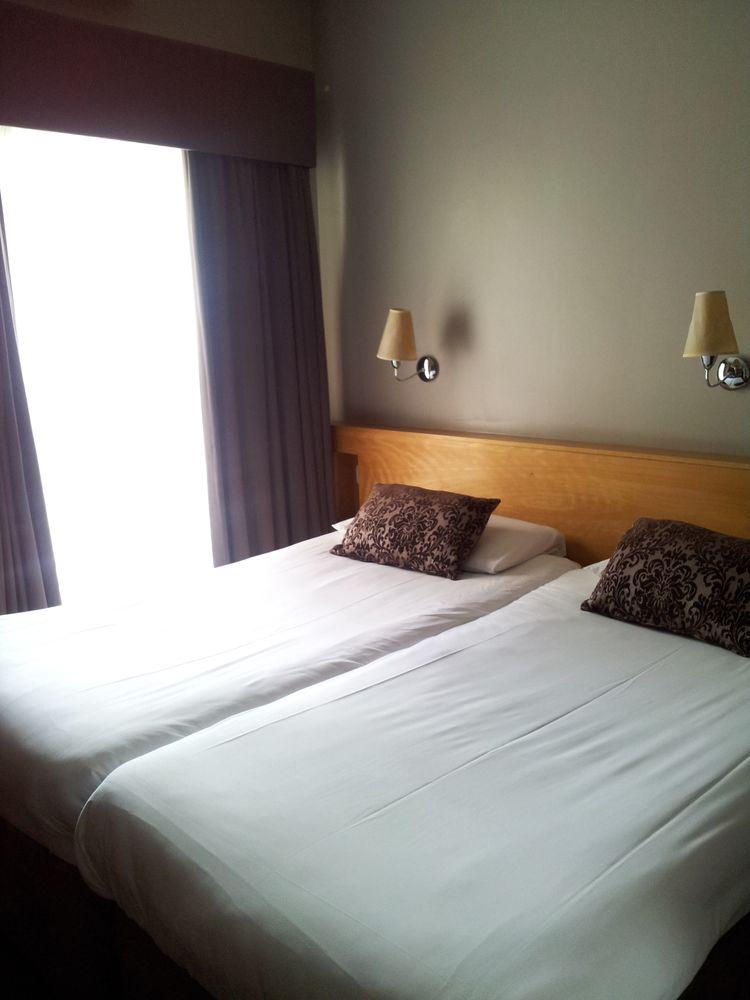 Leeson Inn Downtown Dublin Buitenkant foto
